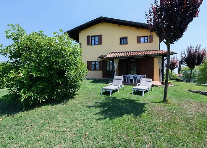 Residenza Le Paolette Con Piscina